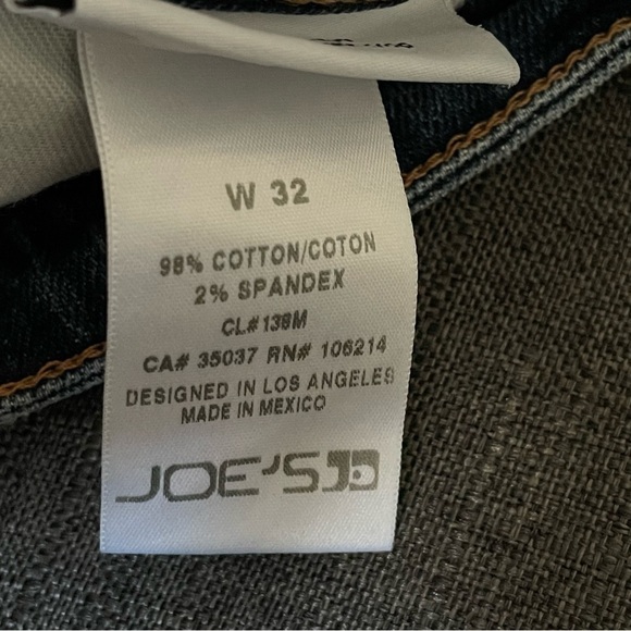 Joe’s Blue Skyler Jeans The Smith Mid Rise Cropped Distressed Jeans NWT Size 32 - Picture 12 of 12